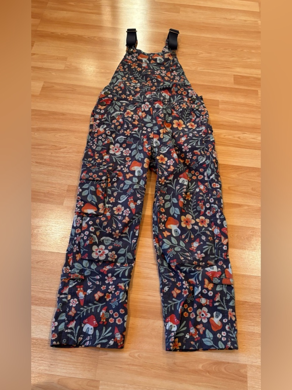 Duluth Trading Co Garden Gnome Overalls/Bibs